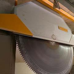 GIANT SAWING MACHINES