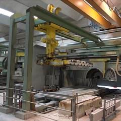 BLOCK-CUTTING MACHINES
